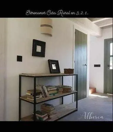 La Alberca: Casa Con Jardin Y Piscina * Tenzuela