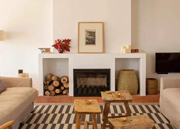 La Alberca: Casa Con Jardin Y Piscina Hébergement de vacances Tenzuela