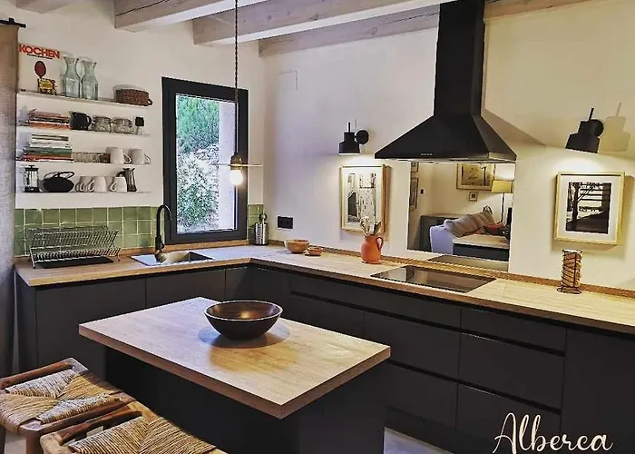 La Alberca: Casa Con Jardin Y Piscina Tenzuela