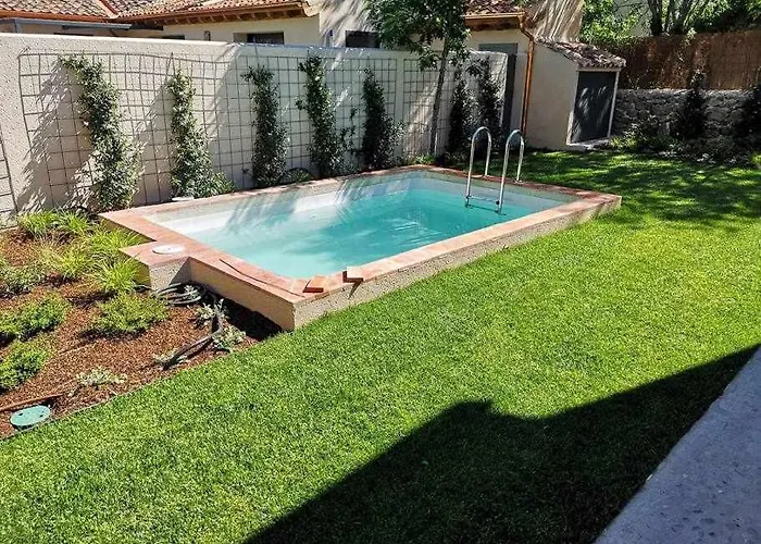 Hébergement de vacances La Alberca: Casa Con Jardin Y Piscina *