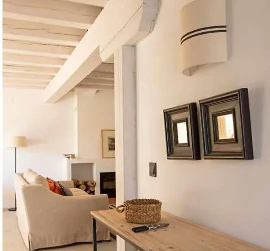 La Alberca: Casa Con Jardin Y Piscina Hébergement de vacances Tenzuela