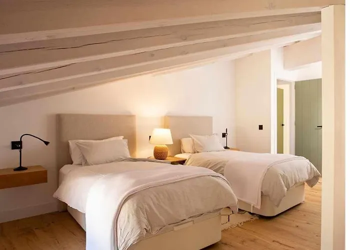 La Alberca: Casa Con Jardin Y Piscina Tenzuela